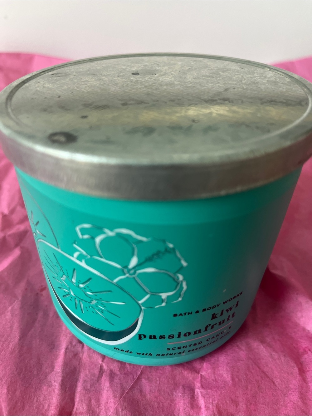 Bath & Body Works Passionfruit + Kiwi Scented Candle - Teal Burned a few times